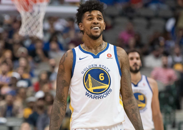 三连败！利物浦1-4埃因霍温，范戴克送点，德里乌赫双响（利物浦三连败：1-4负于埃因霍温，范戴克献点，德里乌赫梅开二度）