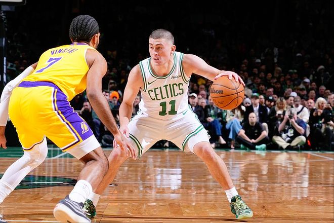 斯波：开场的领先没什么意义，你必须完成整节比赛和每个回合（斯波：开局领先不重要，关键是打完每节、做好每回合）