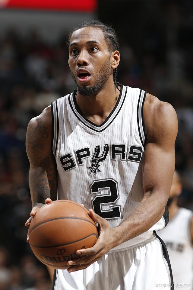 埃贝尔提议诺伊尔重返国家队？卡恩：这也许只是他的个人想法（卡恩回应埃贝尔建议诺伊尔回归国家队：或仅其个人观点）